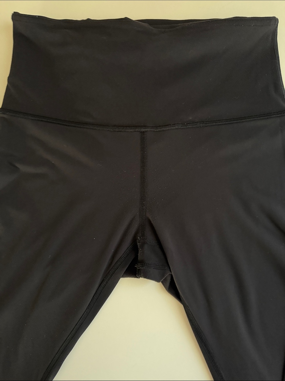 lululemon Align Black High-Rise Crop 23” Twist Waist/Ruched Ankle Sz 6 - Picture 7 of 11